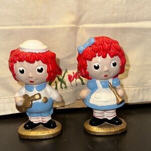 Charming vintage Raggedy Ann and Andy Figurine Set